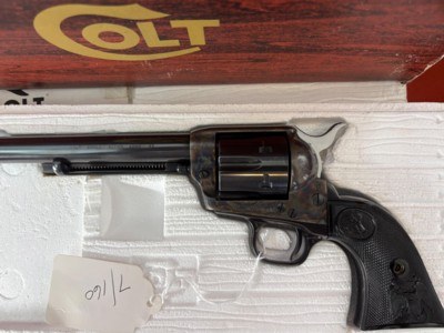 COLT SINGLE ACTION ARMY REVOLVER 7 1/2