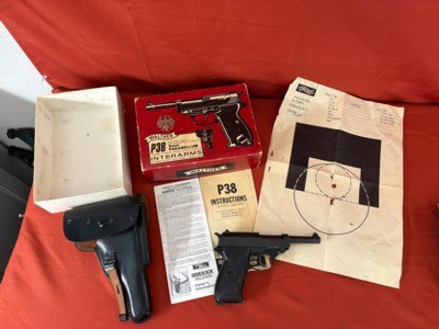 GERMAN WALTHER P38 SEMI AUTO PISTOL 9MM WITH BOX - Image 1 of 15