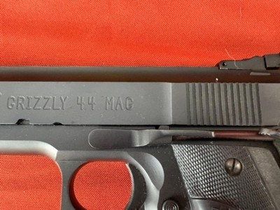 L.A.R. GRIZZLY MARK IV SEMI AUTO PISTOL WITH BOX ~ 44 MAGNUM ~ - Image 10 of 15