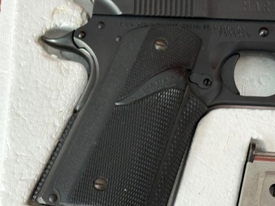 L.A.R. GRIZZLY MARK IV SEMI AUTO PISTOL WITH BOX ~ 44 MAGNUM ~ - Image 8 of 15
