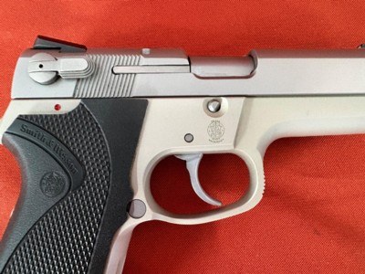 SMITH & WESSON MODEL 6906 STAINLESS SEMI AUTO PISTOL 9MM ~ 2 MAGS ~ - Image 8 of 11