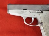 SMITH & WESSON MODEL 3913 LADY SMITH 9MM - Image 4 of 10