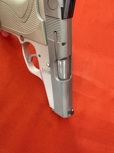 SMITH & WESSON MODEL 3913 LADY SMITH 9MM - Image 9 of 10