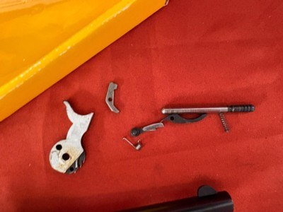 EARLY 3 SCREW ~ RUGER SINGLE SIX CONVERTIBLE REVOLVER 22LR & 22 MAGNUM ~ MADE 1967 - Image 4 of 16
