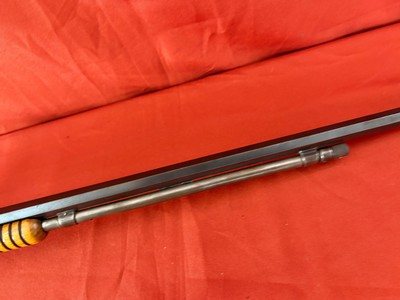 WINCHESTER MODEL 90 PUMP ACTION TAKEDOWN RIFLE 22LR - Image 5 of 19