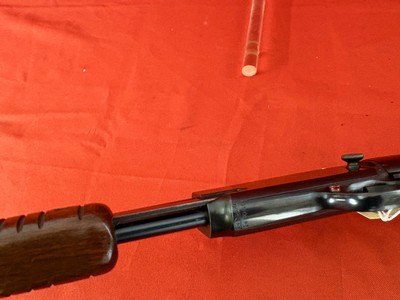 WINCHESTER MODEL 61 PUMP ACTION TAKEDOWN RIFLE 22LR ~ GROOVED RECEIVER ~ MADE 1958 - Image 13 of 15