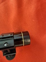 LEUPOLD M8 PISTOL SCOPE 2x WITH WEAVER RIINGS - Image 7 of 8