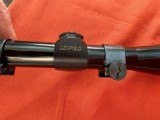 LEUPOLD M8 PISTOL SCOPE 2x WITH WEAVER RIINGS - Image 2 of 8