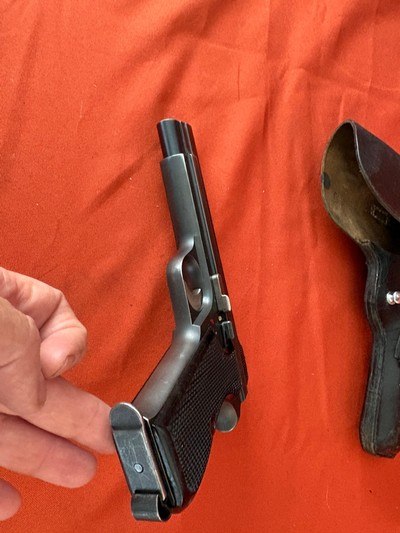 SIG P210 SEMI AUTO 9mm PISTOL ~ W. GERMAN BORDER POLICE CONTRACT ~ 1 0F 6500 - Image 7 of 14