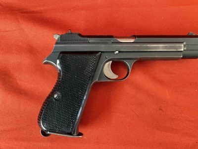SIG P210 SEMI AUTO 9mm PISTOL ~ W. GERMAN BORDER POLICE CONTRACT ~ 1 0F 6500 - Image 3 of 14