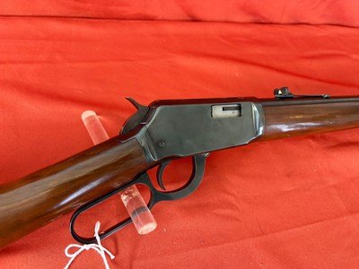 WINCHESTER 9422 LEVER ACTION RIFLE 22 WIN MAGNUM - Image 6 of 12