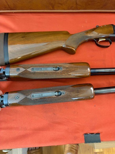 BROWNING CITORI OVER / UNDER TWO BARREL SET 20GA & 12 GA W/ CASE - Image 10 of 19