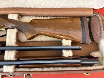 BROWNING CITORI OVER / UNDER TWO BARREL SET 20GA & 12 GA W/ CASE - Image 3 of 19
