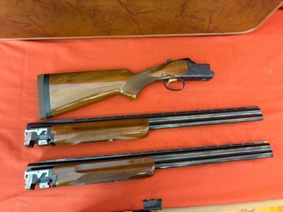 BROWNING CITORI OVER / UNDER TWO BARREL SET 20GA & 12 GA W/ CASE - Image 2 of 19
