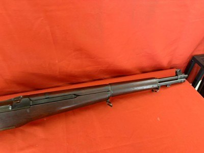 WWll SPRINGFIELD ARMORY M1 GARAND SEMI AUTO RIFLE ~ WWll RIFLE MADE IN 1943 ~ - Image 3 of 23