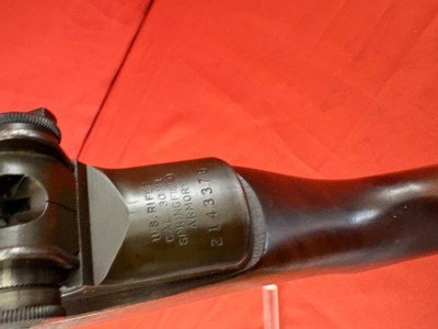 WWll SPRINGFIELD ARMORY M1 GARAND SEMI AUTO RIFLE ~ WWll RIFLE MADE IN 1943 ~ - Image 13 of 23
