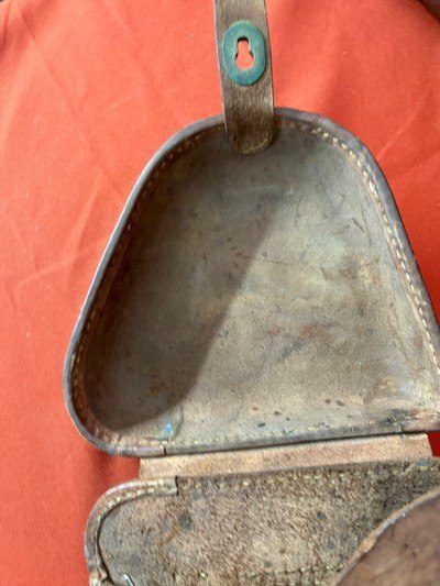 JAPANESE NAMBU TYPE 14 SEMI AUTO PISTOL HOLSTER WITH STRAP - Image 5 of 8