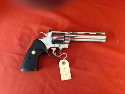 COLT PYTHON 357 MAGNUM REVOLVER6