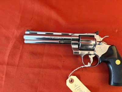 COLT PYTHON 357 MAGNUM REVOLVER6