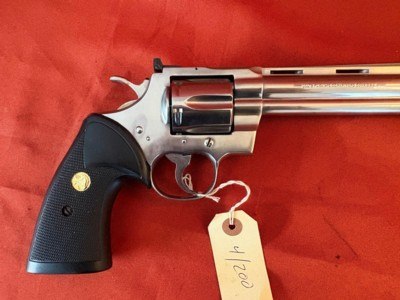 COLT PYTHON 357 MAGNUM REVOLVER6