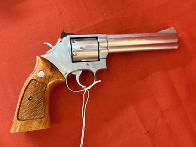 SMITH & WESSON MODEL 686 NO DASH REVOLVER 357 MAGNUM - Image 2 of 12