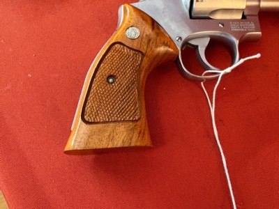 SMITH & WESSON MODEL 686 NO DASH REVOLVER 357 MAGNUM - Image 7 of 12