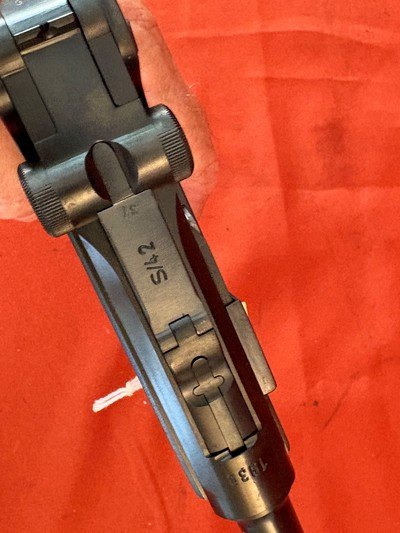 WWii GERMAN P08 S/42 LUGER SEMI AUTO PISTOL 9MM ~ DATED 1938 - Image 11 of 14