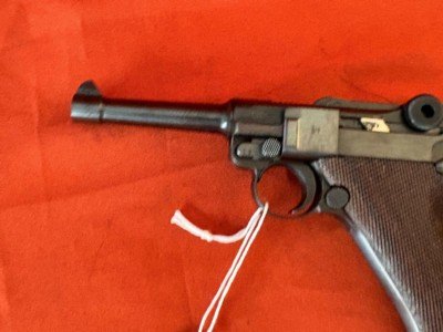 WWii GERMAN P08 S/42 LUGER SEMI AUTO PISTOL 9MM ~ DATED 1938 - Image 4 of 14
