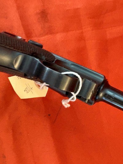 WWii GERMAN P08 S/42 LUGER SEMI AUTO PISTOL 9MM ~ DATED 1938 - Image 9 of 14