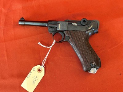 WWii GERMAN P08 S/42 LUGER SEMI AUTO PISTOL 9MM ~ DATED 1938 - Image 2 of 14