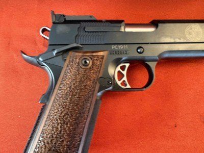 SMITH & WESSON PERFORMANCE CENTER PC 1911 CALIBER 45 ACP - Image 7 of 11