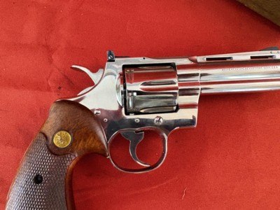 COLT PYTHON REVOLVER 357 MAGNUM ~ 4