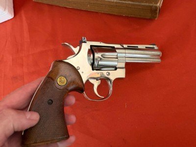 COLT PYTHON REVOLVER 357 MAGNUM ~ 4