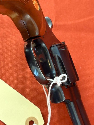 COLT DIAMONDBACK REVOLVER 4