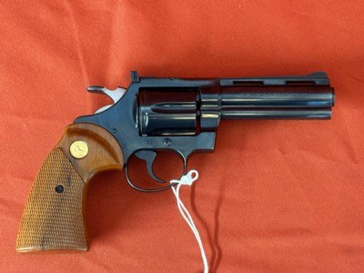 COLT DIAMONDBACK REVOLVER 4