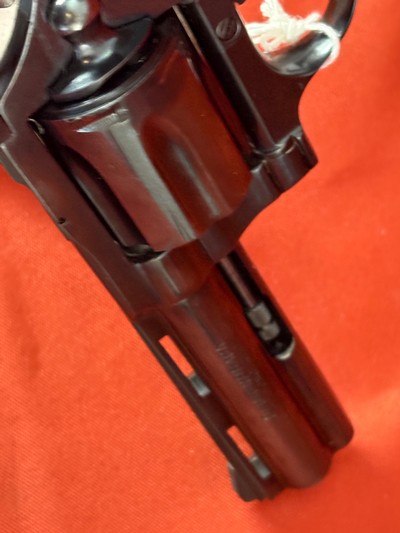 COLT DIAMONDBACK REVOLVER 4