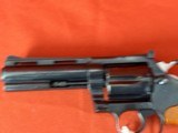 COLT DIAMONDBACK REVOLVER 4