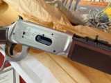 JOHN WAYNE ~ WINCHESTER MODEL 94 LEVER ACTION RIFLE 32-40 ~ ENGRAVED LARGE LOOP ~ - Image 4 of 18