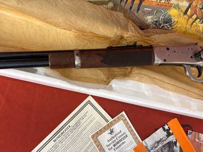 JOHN WAYNE ~ WINCHESTER MODEL 94 LEVER ACTION RIFLE 32-40 ~ ENGRAVED LARGE LOOP ~ - Image 14 of 18