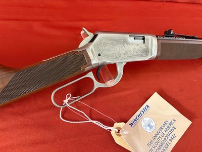 ENGRAVED ~ BOY SCOUT OF AMERICAN ~ WINCHESTER MODEL 9422 LEVER ACTION 22 RIFLE - Image 1 of 15