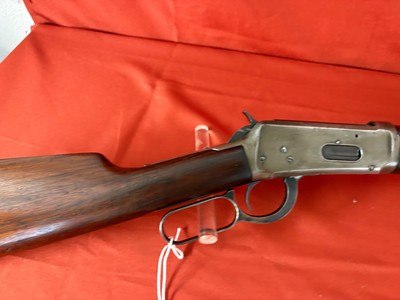 WINCHESTER MODEL 94 LEVER ACTION RIFLE 30 W.C.F. ~ MADE IN 1921 ~ - Image 6 of 19