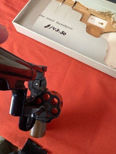 DAN WESSON MODEL 15 REVOLVER 357 MAGNUM WITH BOX - Image 19 of 21