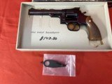 DAN WESSON MODEL 15 REVOLVER 357 MAGNUM WITH BOX - Image 2 of 21