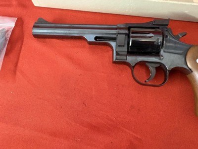 DAN WESSON MODEL 15 REVOLVER 357 MAGNUM WITH BOX - Image 8 of 21