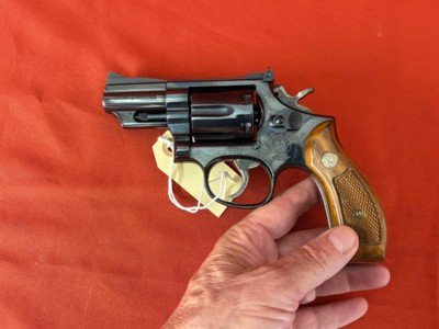SMITH & WESSON MODEL 19-6 REVOLVER 357 MAGNUM 2 1/2 