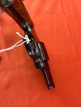SMITH & WESSON MODEL 19-6 REVOLVER 357 MAGNUM 2 1/2 