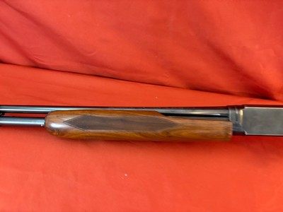 WINCHESTER MODEL 42 PUMP ACTION TAKEDOWN SHOTGUN 410 GA ~ MADE 1949 ~ - Image 9 of 15