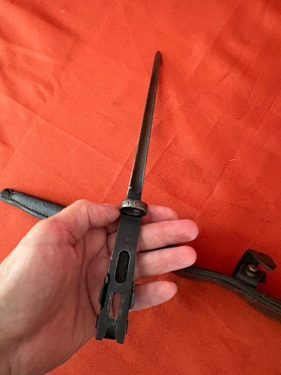 JOHNSON MODEL 1941 SEMI AUTO RIFLE BAYONET - Image 9 of 9