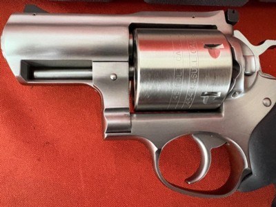 RUGER SUPER REDHAWK ALASKAN REVOLVER 2.5