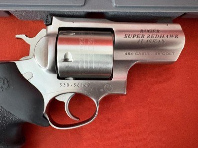 RUGER SUPER REDHAWK ALASKAN REVOLVER 2.5